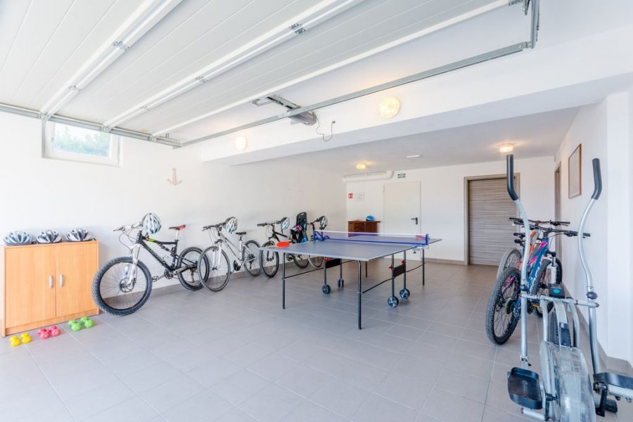 Table tennis and bikes in the villa