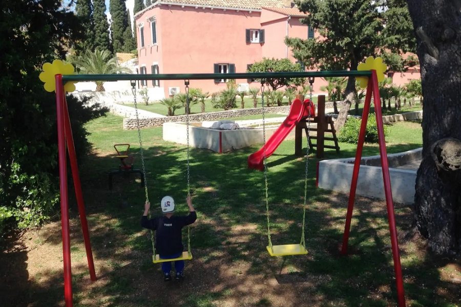 Kids' playground
