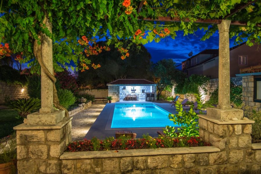 Villa Rafaela con piscina