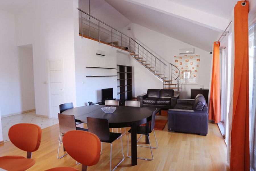 Appartamento standard 6+2 - soggiorno