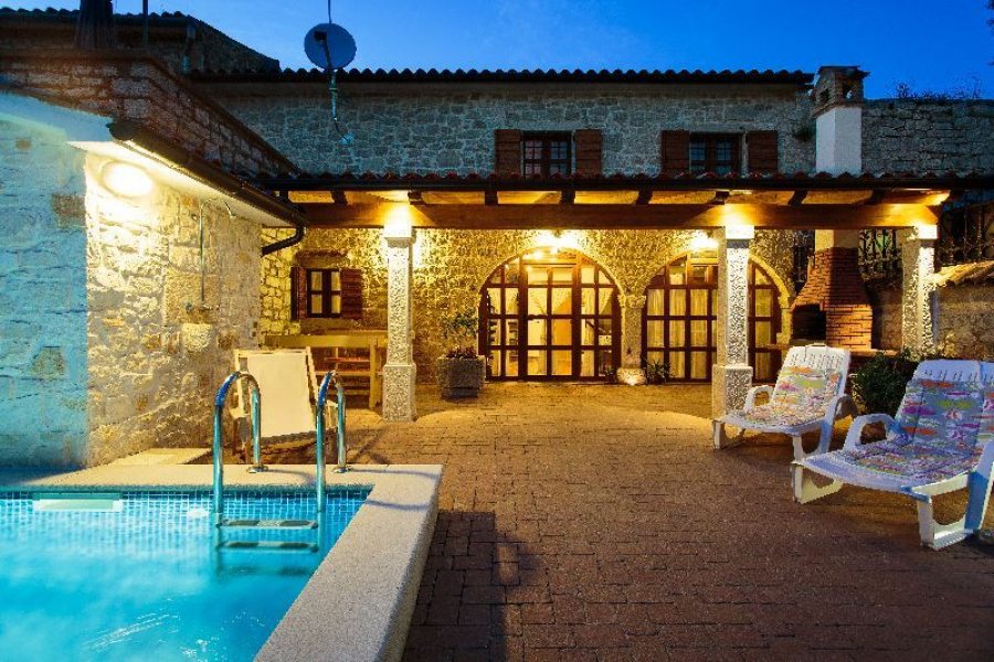 Villa Andrea with pool