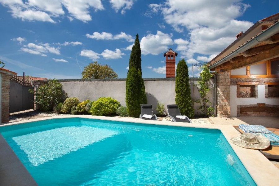 Villa Tena con piscina